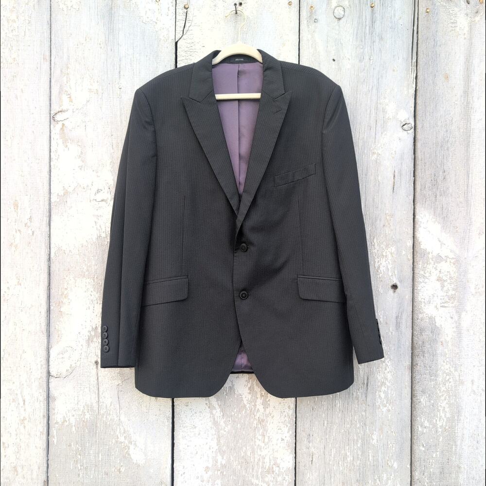 J. Ferrar Modern Fit Black Peak Lapel Suit Men's 46R